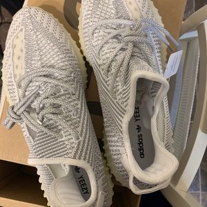 Man sneakers. Size 10 1/2 Yeezy Boost 350 V2